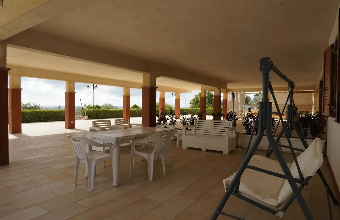 Villa Dolce Vita - Panorama a Marina Di Ragusa con parcheggio privato-1