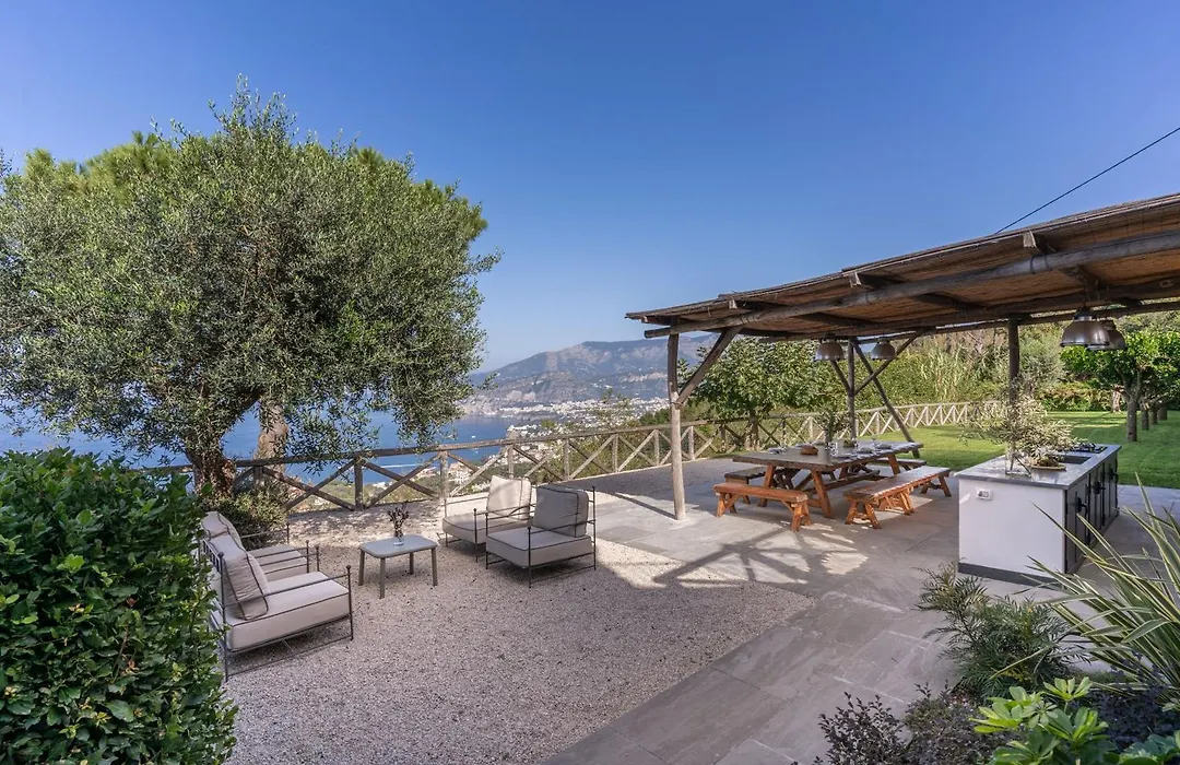Villa Giulia With Heated Infinity Pool & Sea View Villa By Feeling Italy-1
