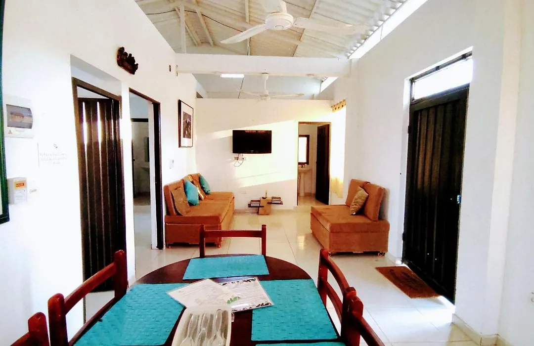 FINCA VILLA MAGALY, 3 Casas Familiares en medio de la Naturaleza-1