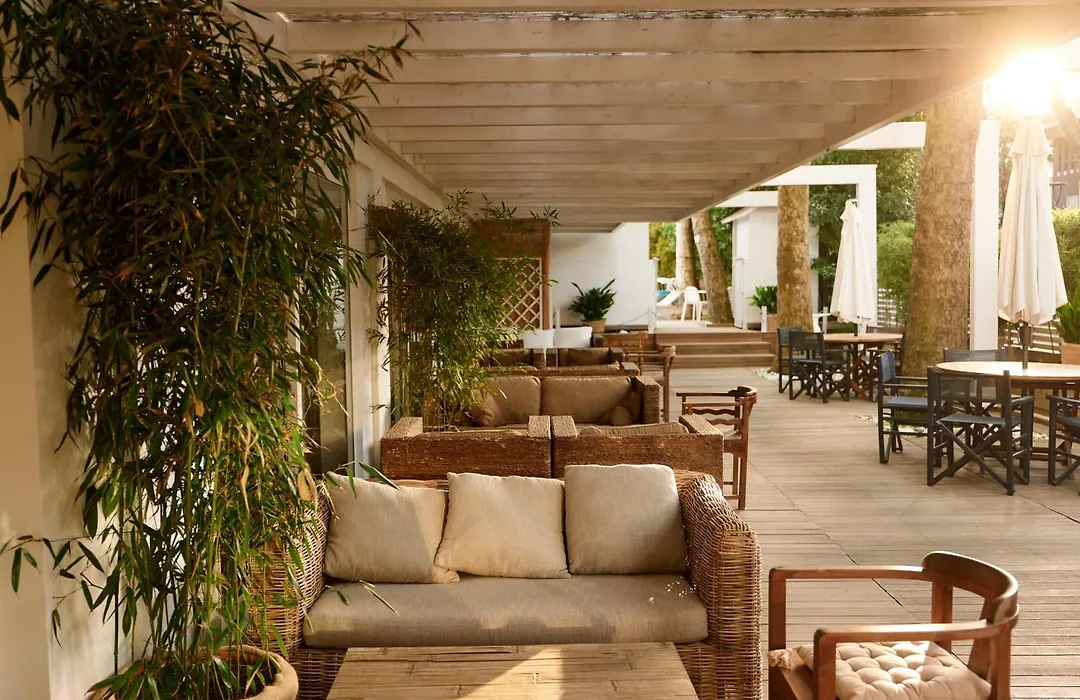 Hotel Saraceno Resort With Private Beach-1