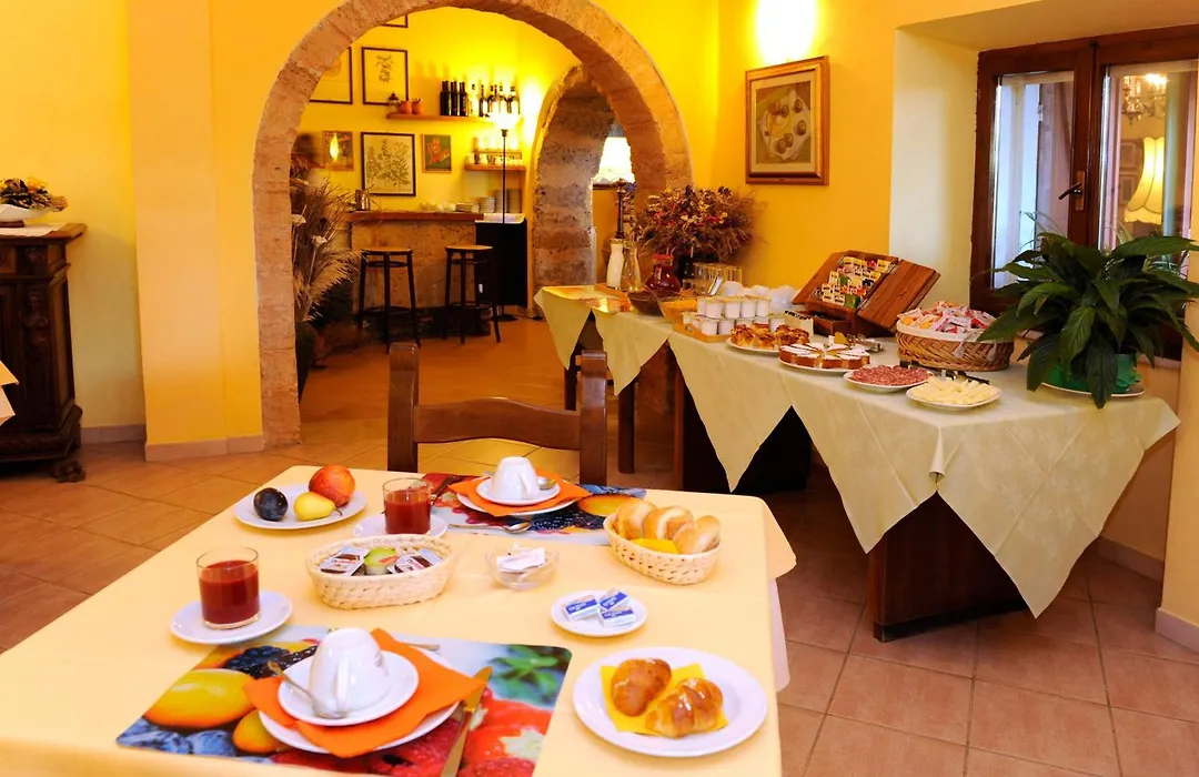 Country Hotel Vessus-1