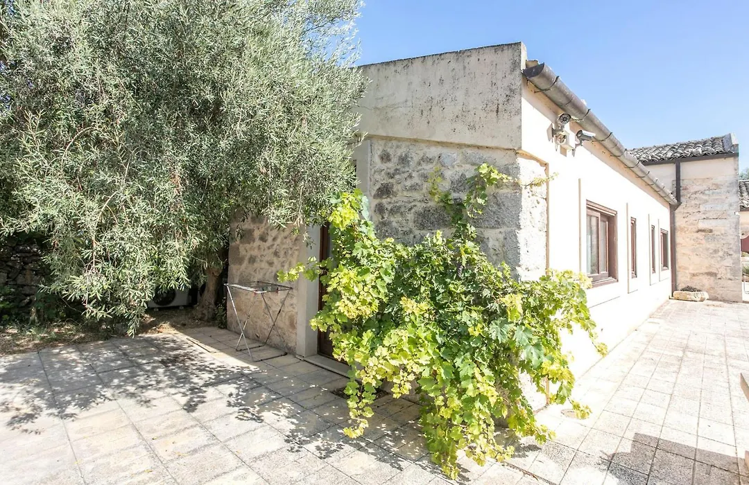 Tenuta Licitra-1