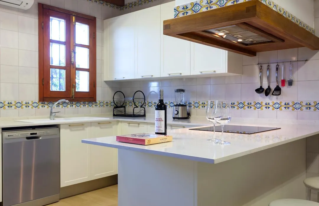 Andalusian Villa On The Sea And The Bay Of Malaga-1