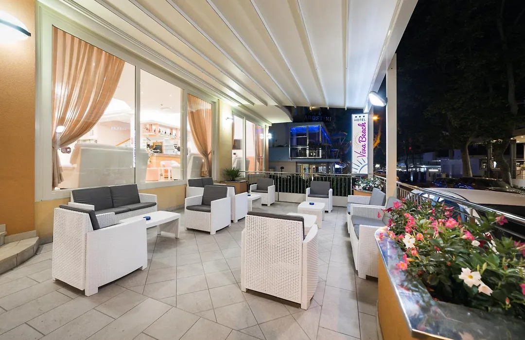 Viva Beach Hotel - 20M From The Beach & Large Breakfast-1