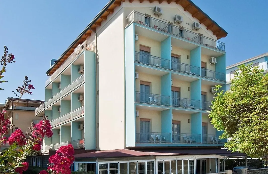 Hotel Saint Tropez Spa & Restaurant-1
