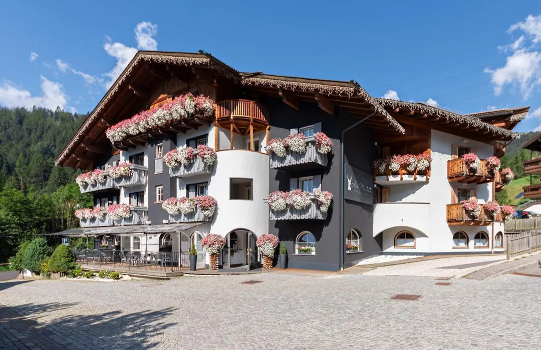 Hotel Madonnina Resort And Wellness-1