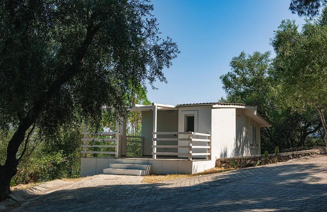 Villaggio Camping Spiaggia Lunga-1