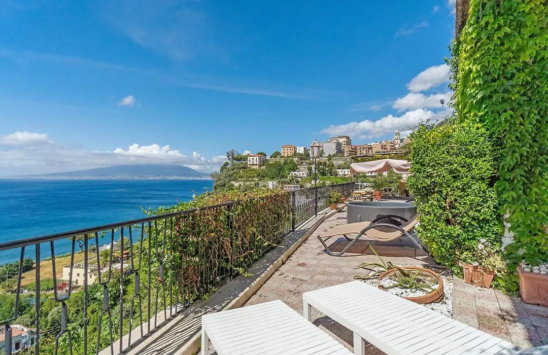 Villa Capri-1