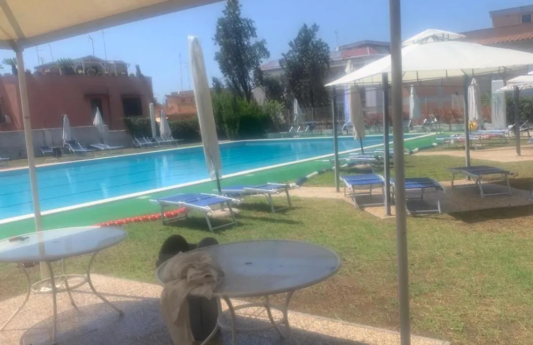 Aurelia Green Suite-1
