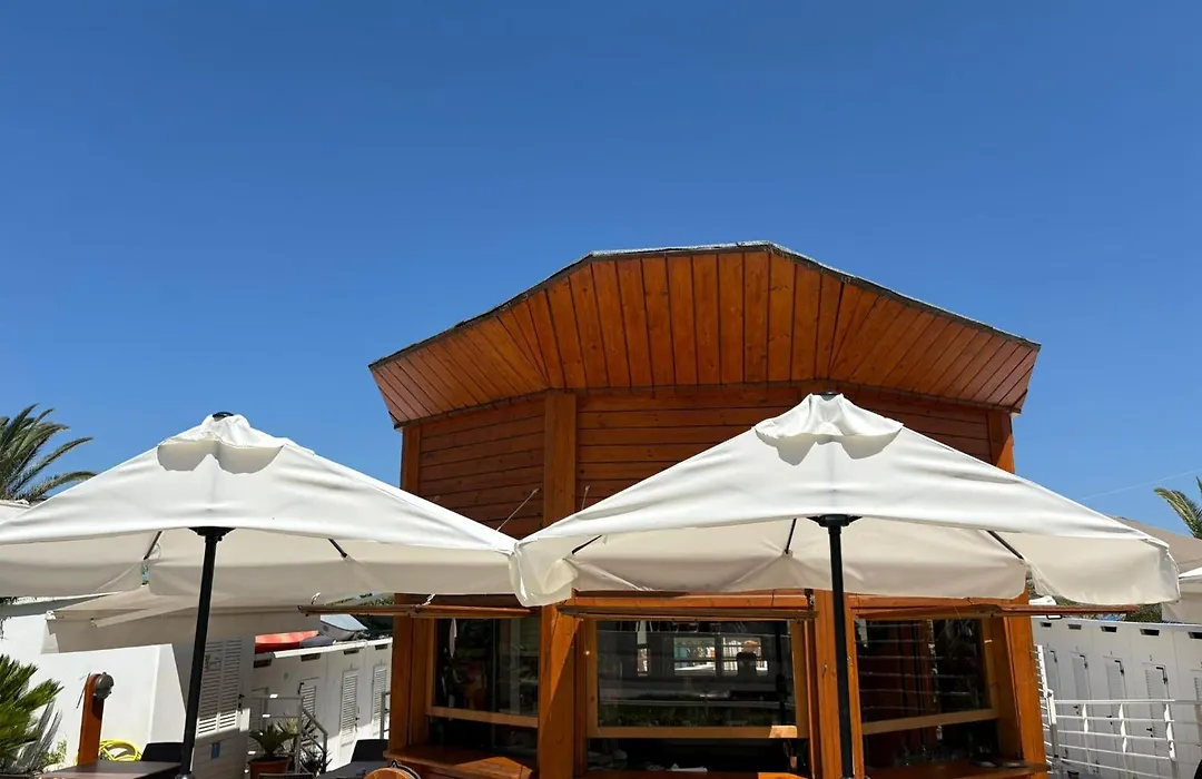 Hotel Haus Charlotte-1