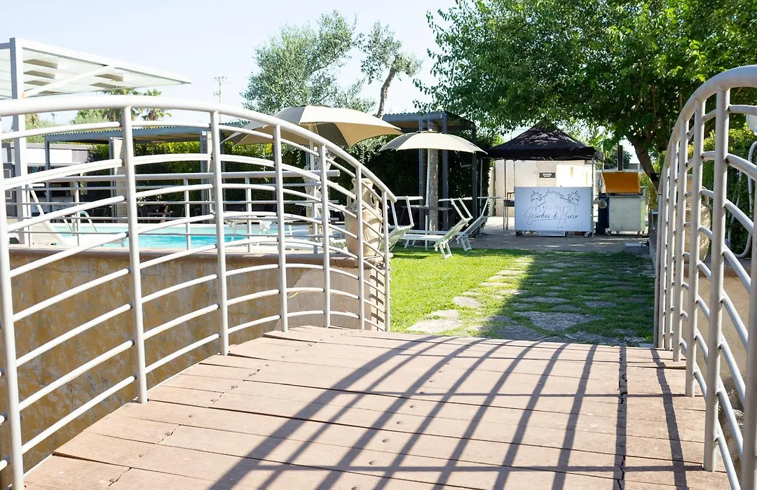 Bed&Breakfast Giardini Di Marzo-1