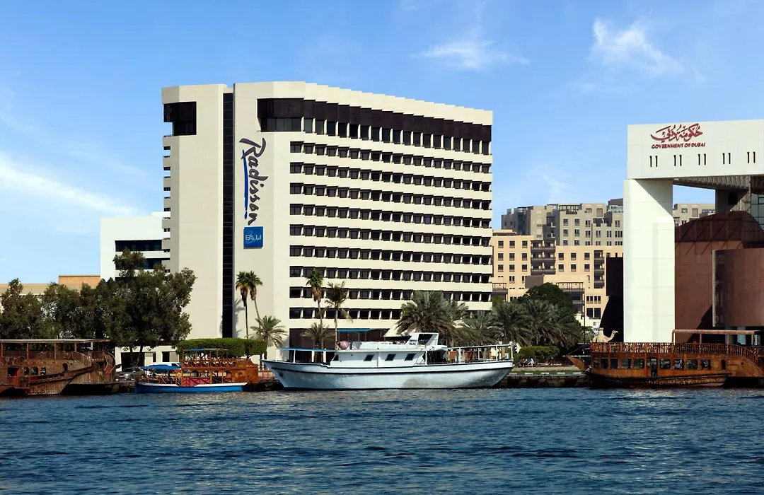 Radisson Blu Hotel, Dubai Deira Creek-1