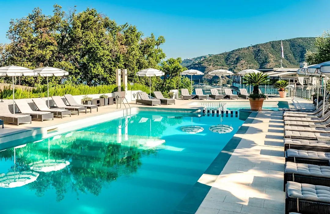 Hotel Vis à Vis-1