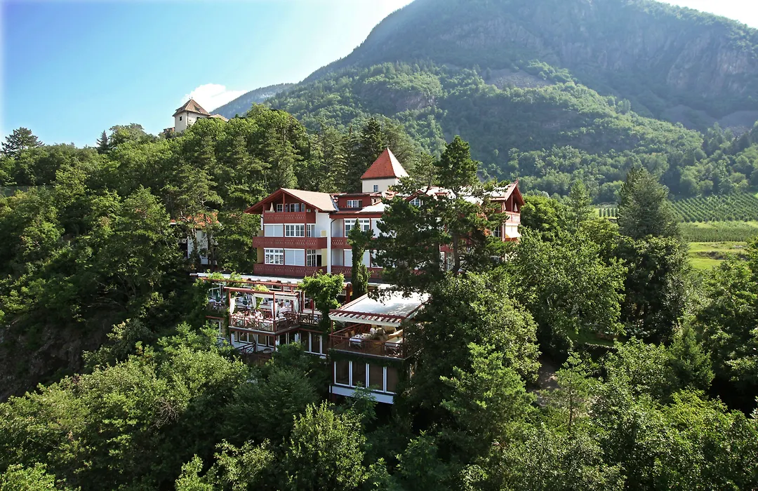 Relais & Chateaux Hotel Castel Fragsburg-1