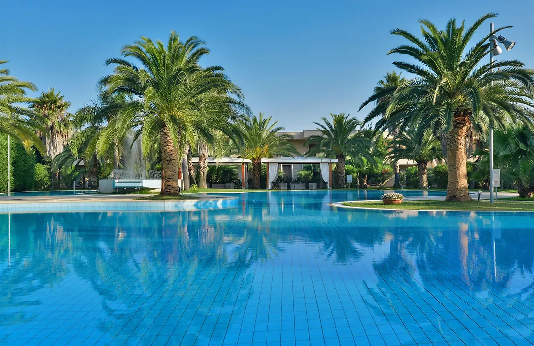 Minerva Resort Hotel-1
