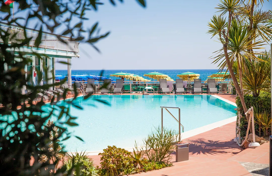 Hotel Gabriella-1