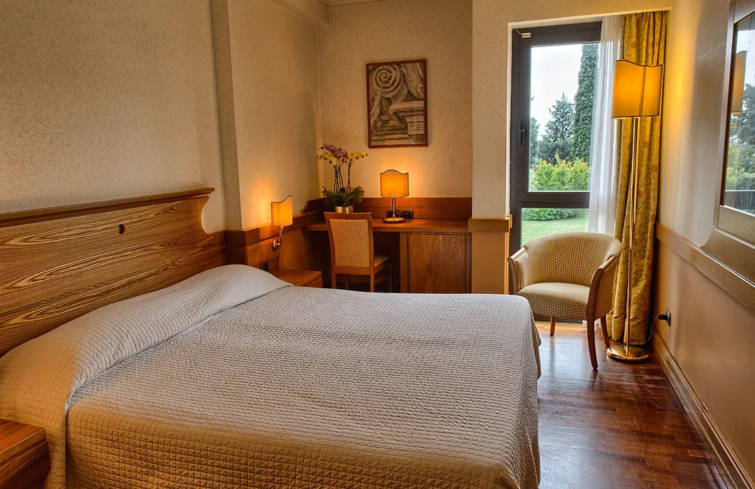 Bv Grand Hotel Assisi-1