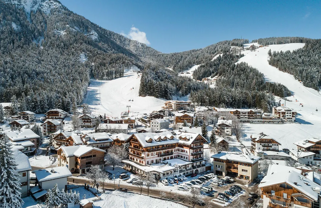 Kristallhotel Corona-Krone-1