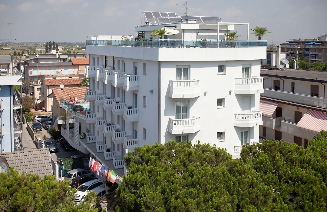 Hotel Tropical-1