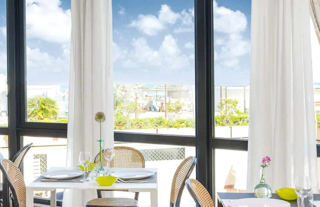 Hotel Torremaura Fronte Mare Con Beach Club-1