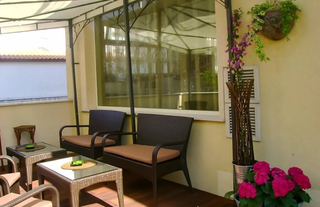 Hotel La Pergola-1