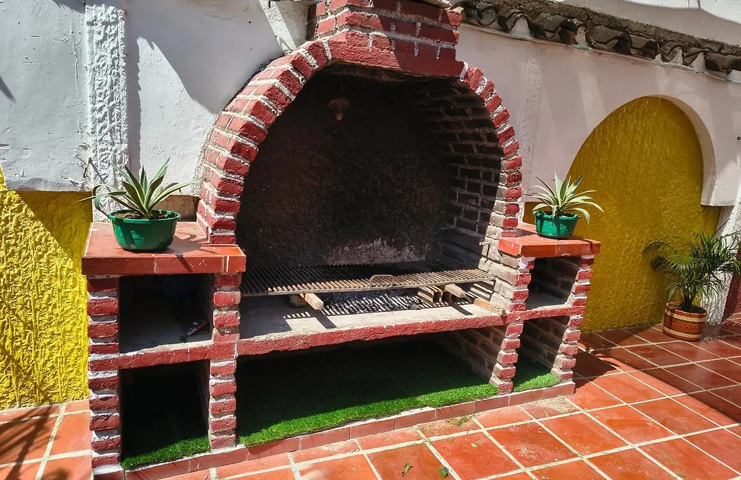 The Chill In Mansion Hostel Santa Marta-1