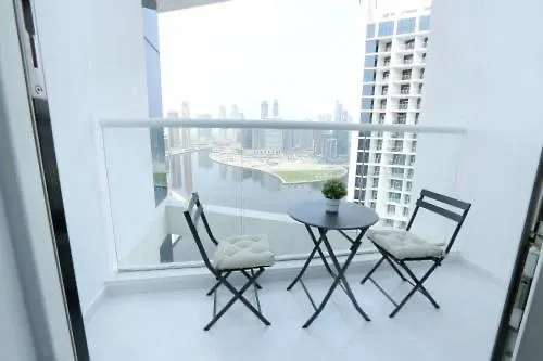 Damac Maison Prive Deluxe Studio With Water Canal View-1