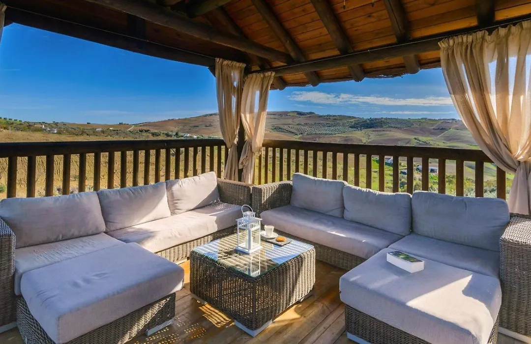 Finca del Rio Antequera - La Higuera by Ruralidays-1