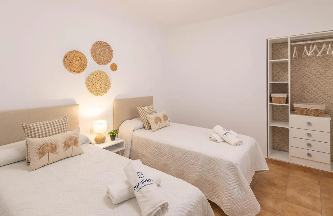 Casa Pulirio Antequera - La Higuera by Ruralidays-1
