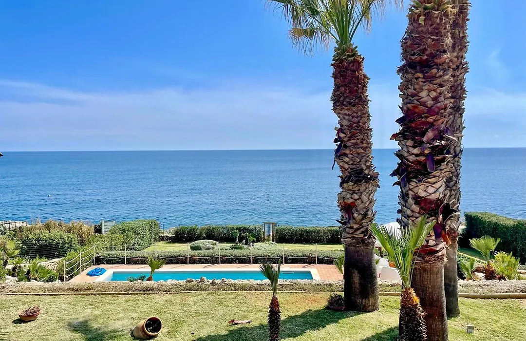Villa Luce Exclusive Seafront Villa By Bluewhisper-1