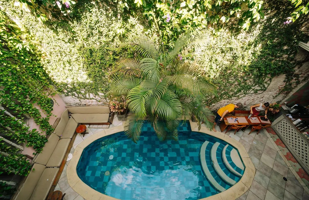 Casa Zahri Boutique Hostel-1