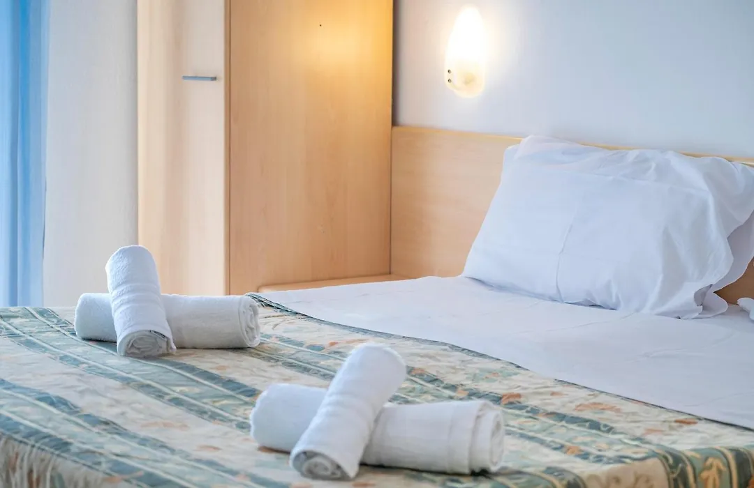 Nautilus Hotel-1