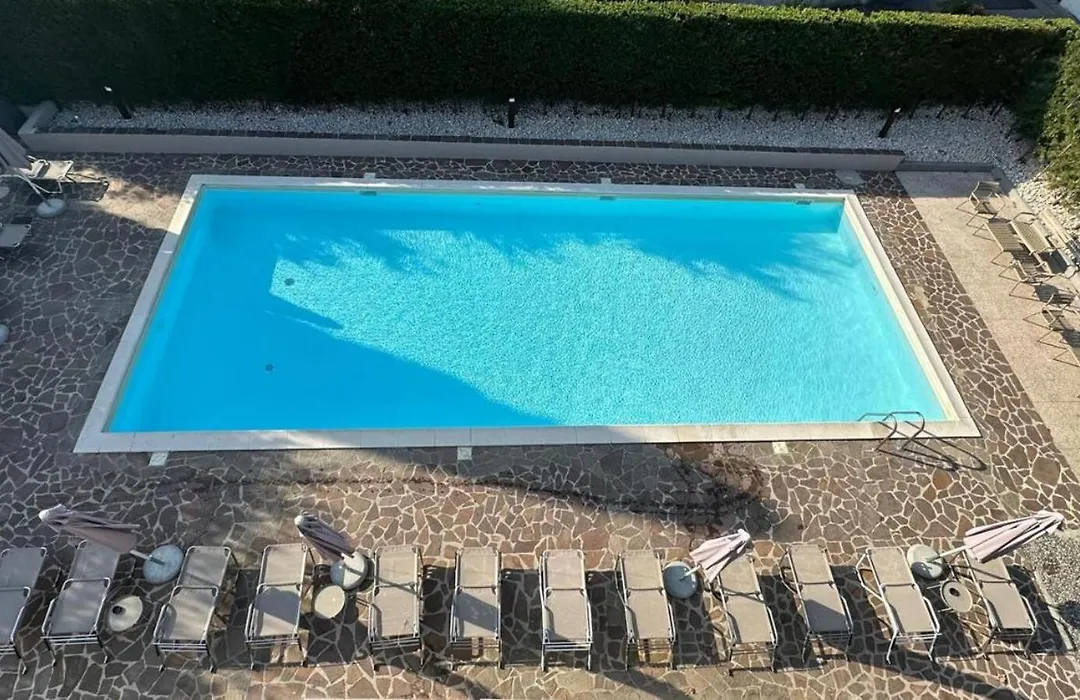 Poggio Al Lago Apartments&Rooms-1