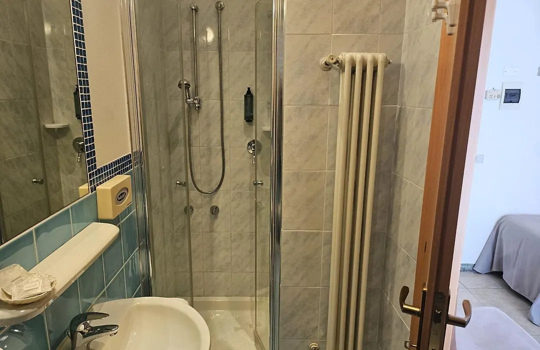 Hotel Ariella-1