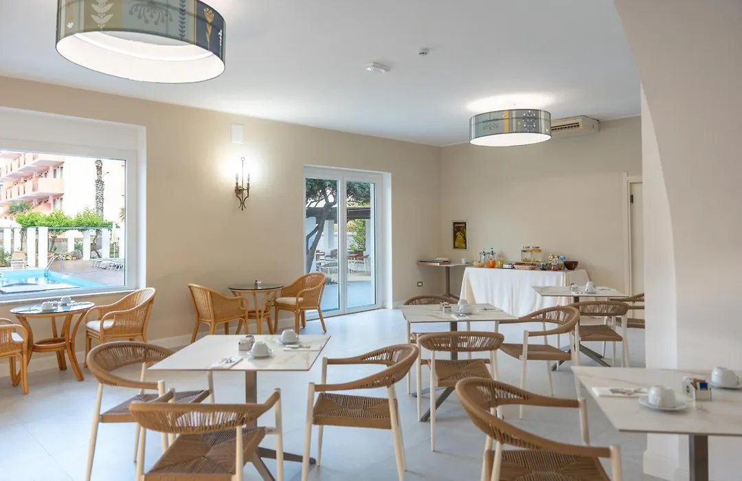 Hotel Giardino La Playa - Adults Only-1