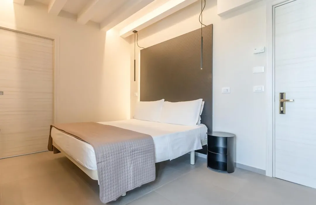 Hotel City-1