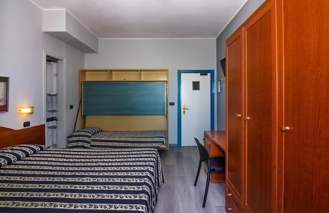 Hotel Apuana-1