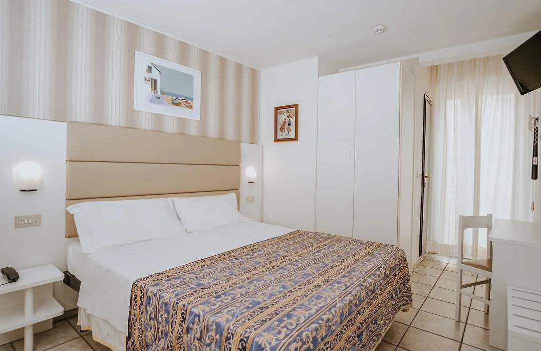 Hotel Gabriella-1