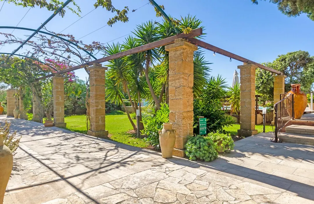 Masseria L'Uliveto Agri Resort-1