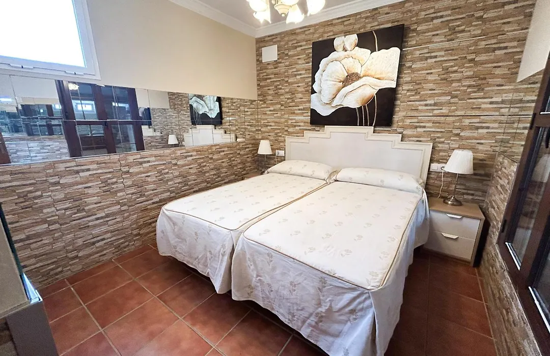 Villa Rosal- Solo familias y parejas-1