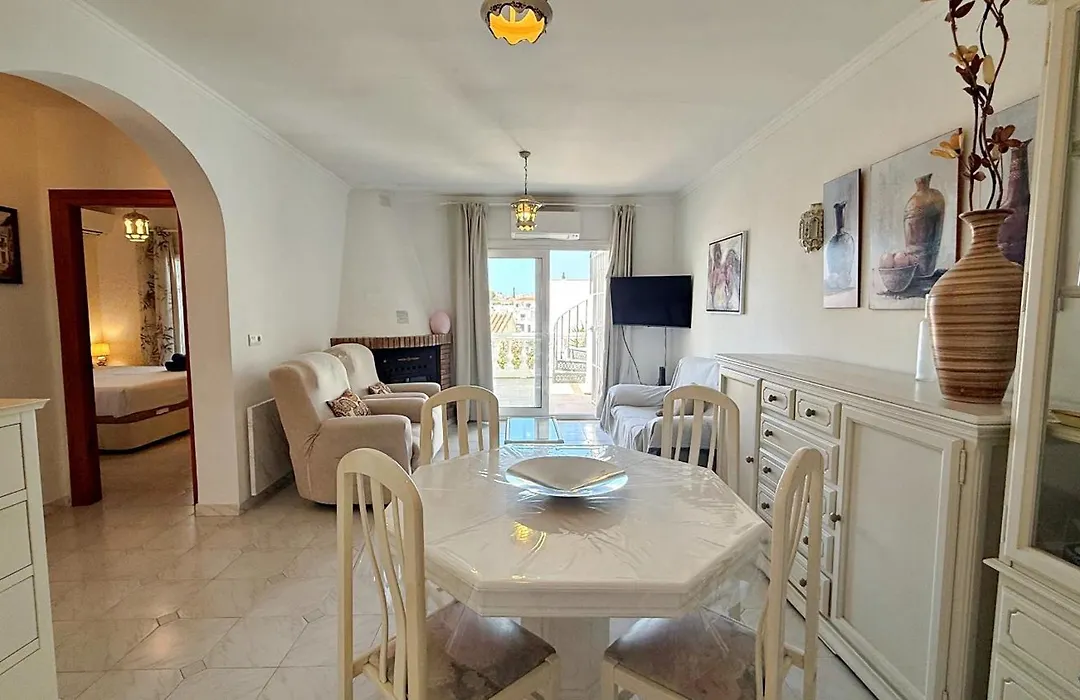 AP407 - Pueblo Rocio-1