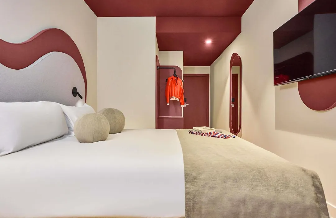 Ibis Styles Madrid Airport Valdebebas-1
