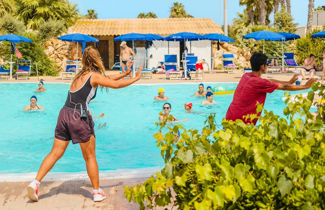 Delfino Beach - Cdshotels-1