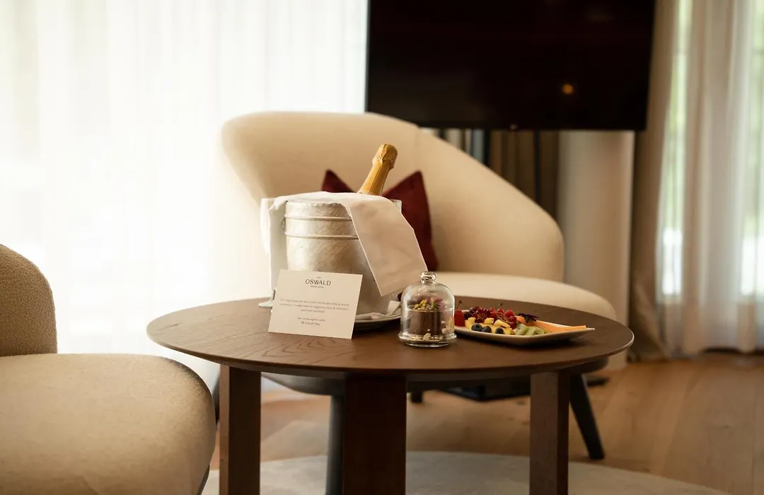 The Oswald Grand Hotel-1