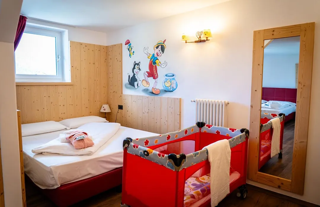 Alpen Family Hotel Someda-1