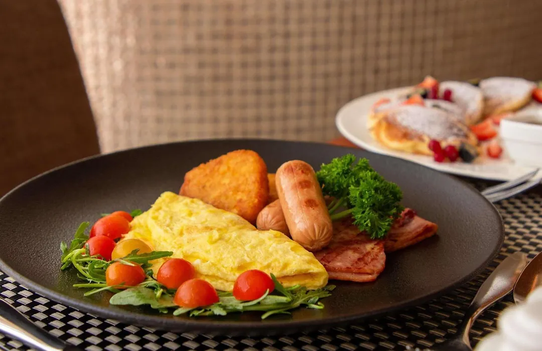 Swissotel Al Ghurair Dubai-1