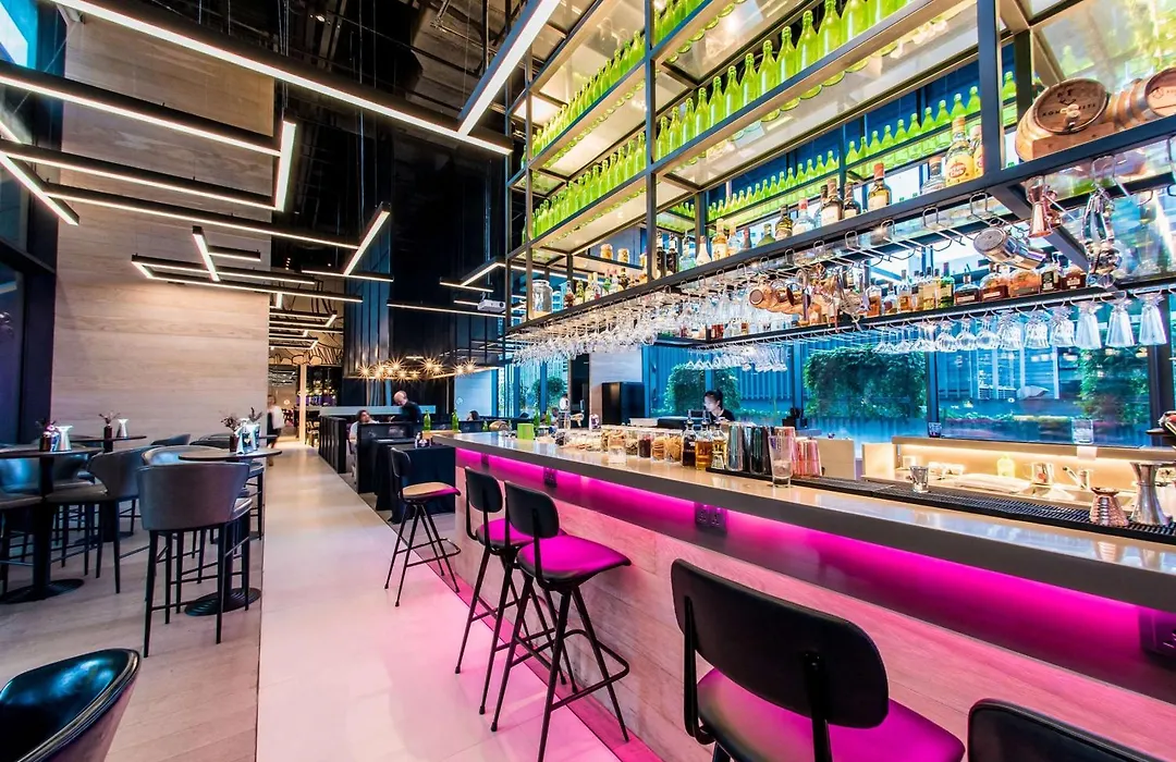 Yotel Singapore Orchard Road-1
