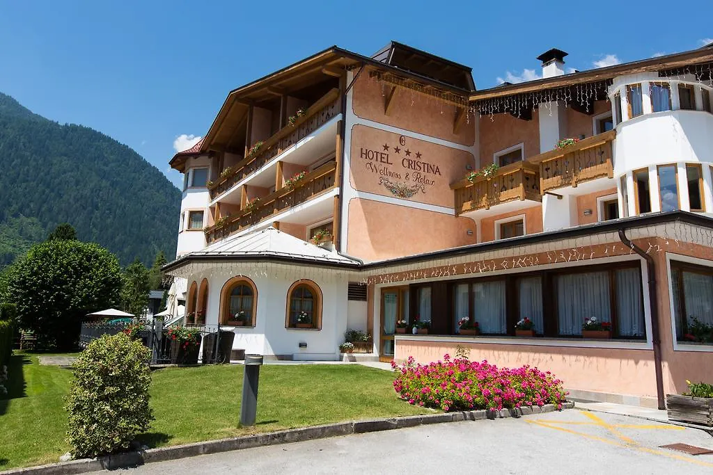 Hotel Cristina-1
