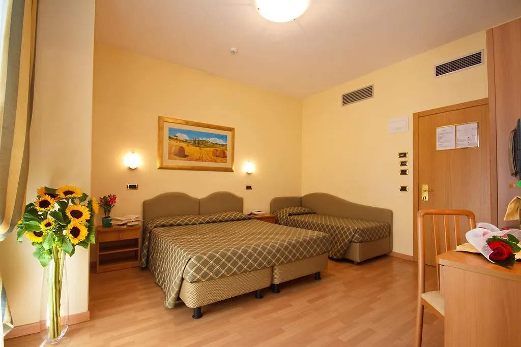 Hotel Villa Luca-1