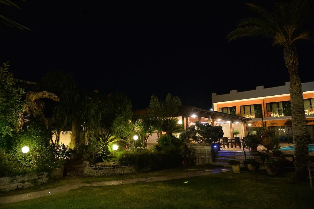 Hotel Cuor Di Puglia-1